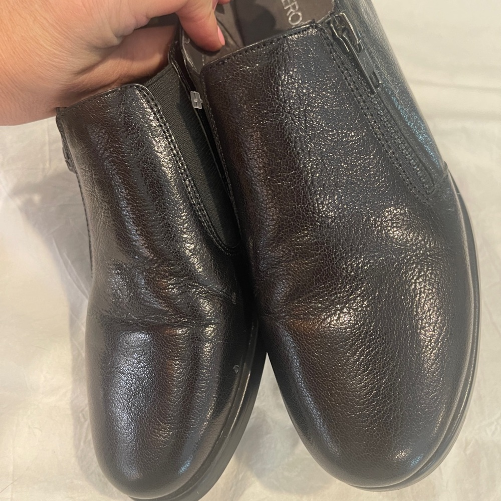 AEROSOLES Black Leather Flats - Picture 5 of 8